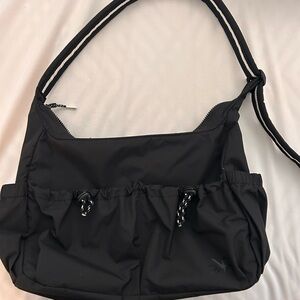 Freshly picked jet motion carryall tote